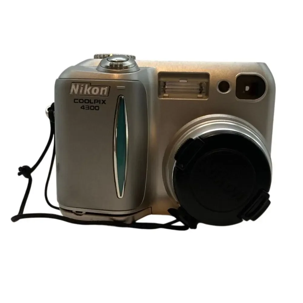 Nikon Coolpix 4300 Silver 4MP Digital Camera UNTESTED